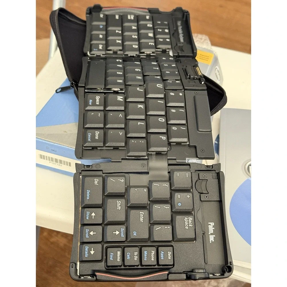 PalmOne Portable Keyboard for Palm V Series Handhelds Brand in Box